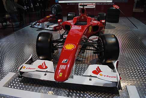 Ferrari - Ferrari F60 in pista al Mobil 1 Arena al Motor Show