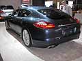 Panamera turbo retrotreno al New York International Auto Show 2010