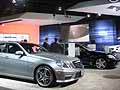 E63 AMG atmosfera stand della stella al New York International Auto Show 2010