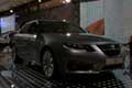 9-5 berlina lusso anteriore al New York International Auto Show 2010