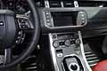 Land Rover Evoque interni vettura e plancia centrale. Interni Range Rover Evoque