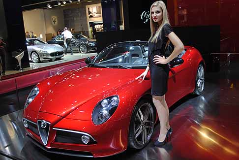 Parigi Motor Show Hostess