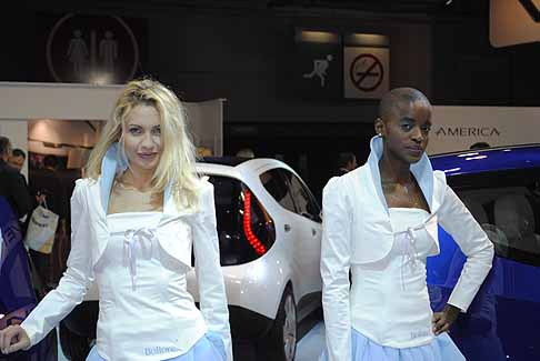 Parigi Motor Show Hostess