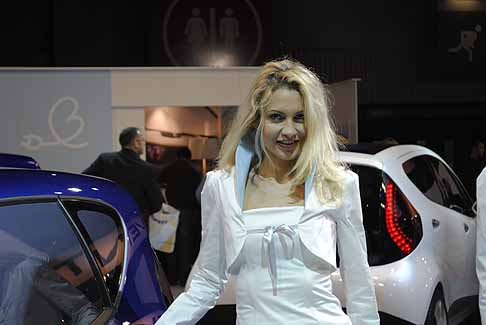 Parigi Motor Show Hostess