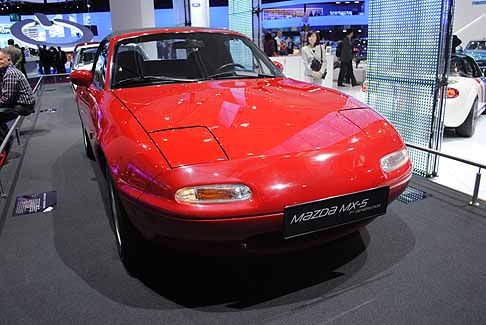 Parigi Motor Show Mazda
