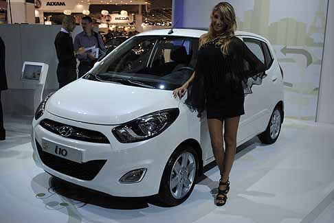 Parigi Motor Show Ragazze