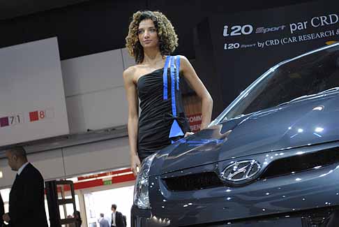 Parigi Motor Show Ragazze