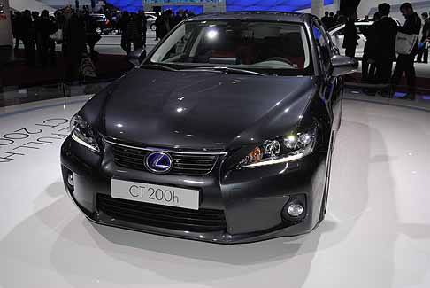 Parigi Motor Show Lexus