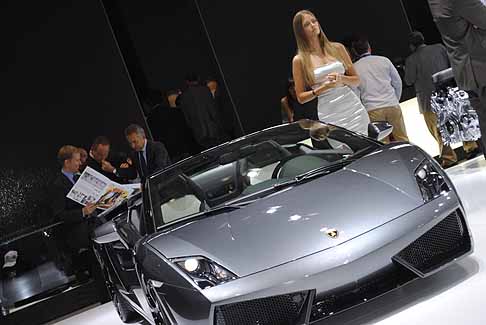 Parigi Motor Show Ragazze