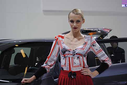 Parigi Motor Show Ragazze