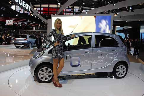 Parigi Motor Show Ragazze