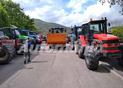 Raduno Trattori - Raduno Trattori e mezzi agricoli Ventasso 2023 nella frazione Ramiseto (Reggio Emilia)