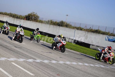 Autodromo del Levante - Classe Open gara motociclistica al Trofeo Inverno 2015 per la 3^ gara allAutodromo del Levante di Binetto