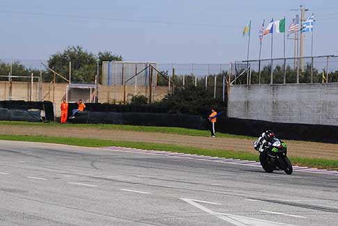 Trofeo Inverno - Micelli Piero Angelo su bike Kawasaki alla curva Bari 2 in gara classe 600 Open/Amatori al Trofeo Inverno 2015 presso l´Autodromo del Levante a Binetto