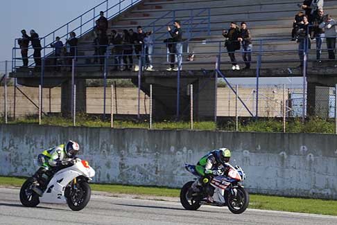 Trofeo Inverno 2015 - Rubbino Raffaele su Honda segue Ostuni Vincenzo su Yamaha, 3^ Gara al Trofeo Inverno 2015 allAutodromo del Levante nel circuito di Binetto