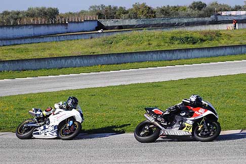 600 Rookies - Suzuki di Liscio Massimo e Triumph di Pappalardo Matteo Classe 600 Rookies 3^ gara del Trofeo Inverno 2015 presso lAutodromo del Levante